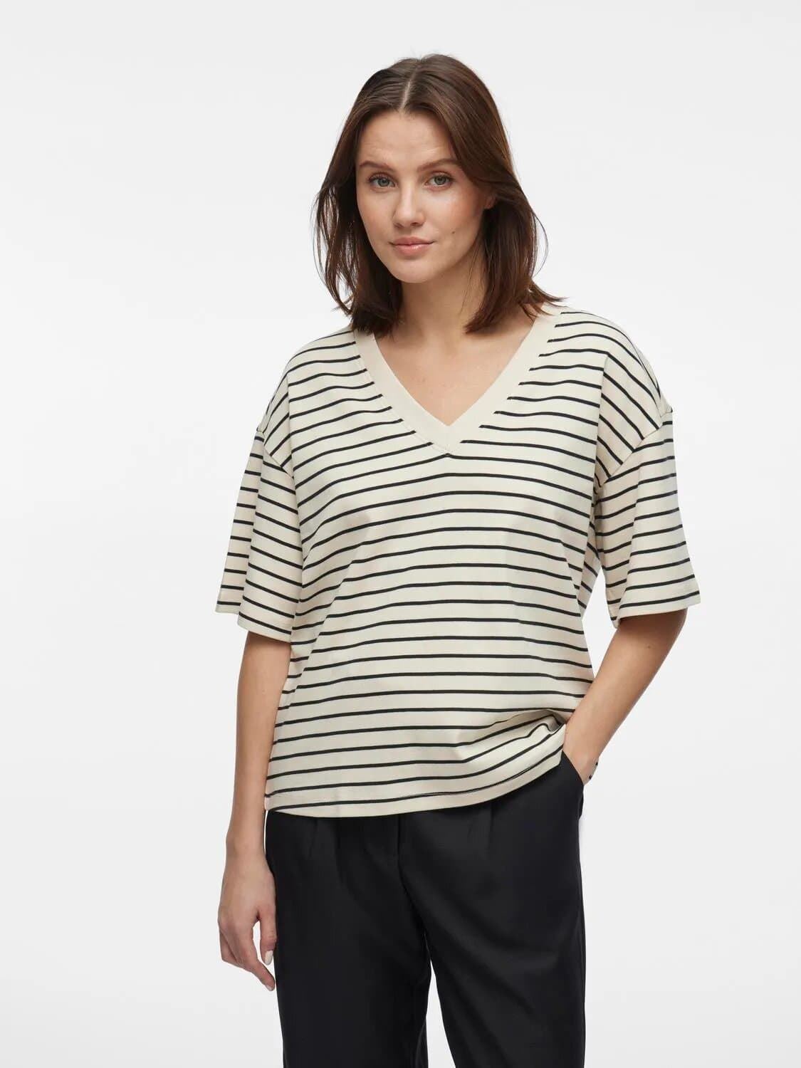 Camiseta visinny beige-negro - Imagen 1